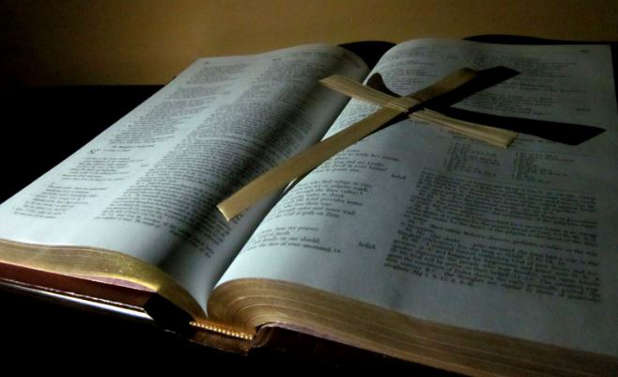 Bible-photo